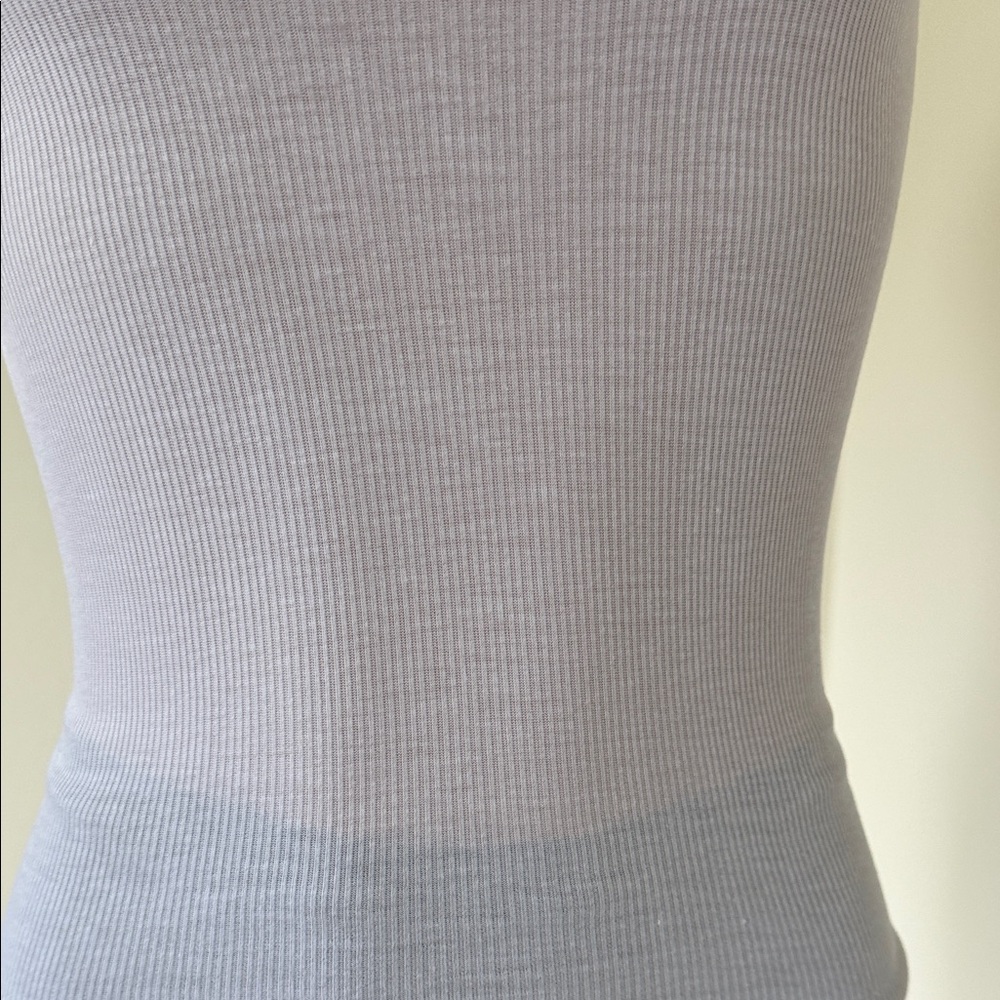 Elegant White Lace Back Women's Top one size - Picture 10 of 10
